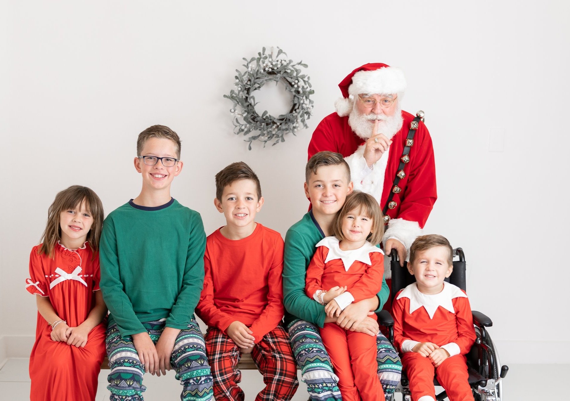 Santa class session, Christmas session, Cids Christmas session, SLC family photographer, Utah family photographer, Draper Utah photographer