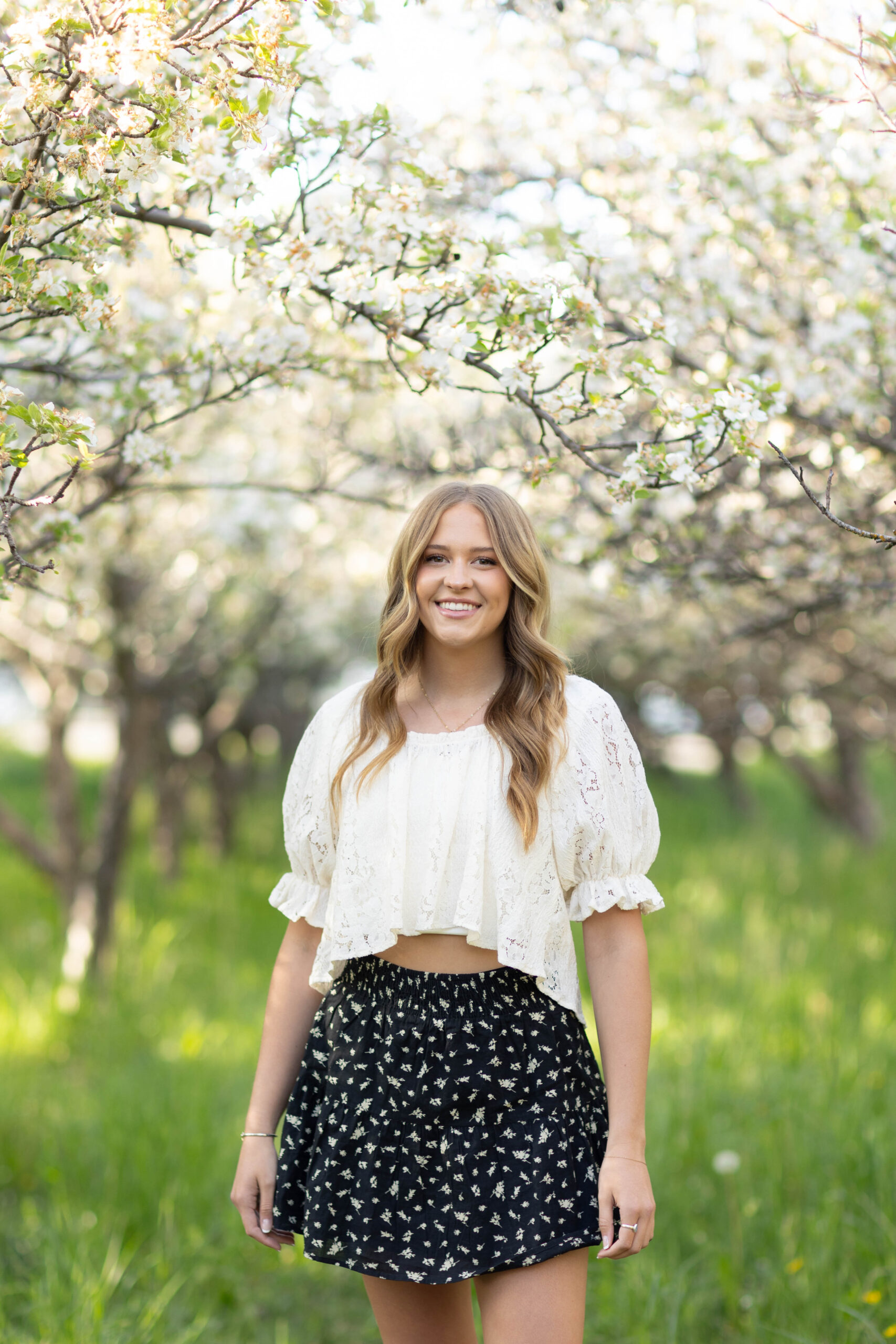 Senior session at Utah State Hospital | Provo Orchard